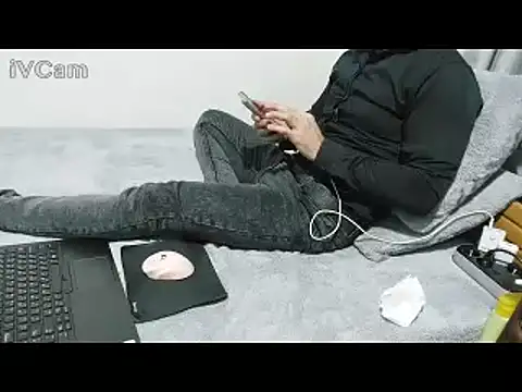 Snapshot of yazinyazin1 chatting on 01.16.26 yazinyazin1 online show from 01.16.26