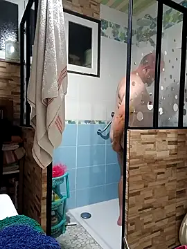 Snapshot of JPB052 chatting on 10.03.25 JPB052 online show from 10.03.25