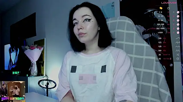 Snapshot of MargarettRose chatting on 02.04.26 MargarettRose online show from 02.04.26