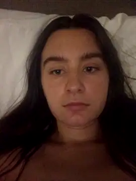 freakylittlebitch69 online show from 10.22.25