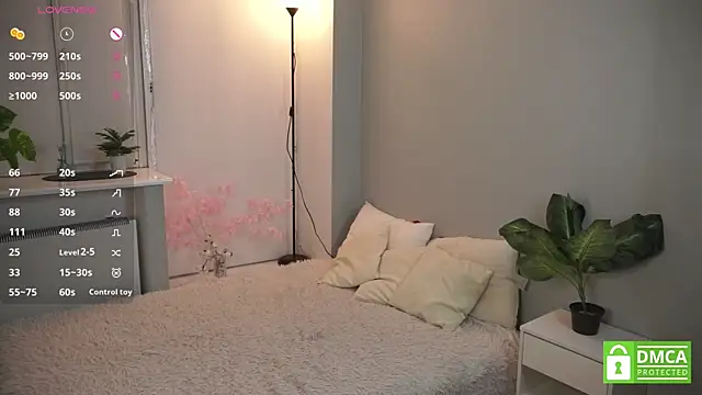 KristinLiesman online show from 09.17.25