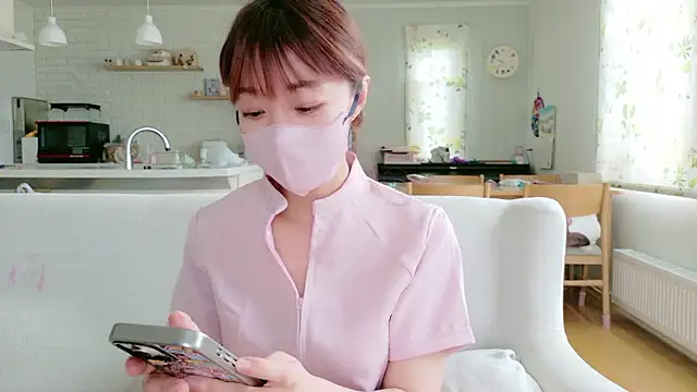 Snapshot of SUZU_1201 chatting on 06.17.26 SUZU 1201 online show from 06.17.26