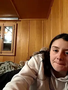 YoungLiisaxx online show from 01.11.26