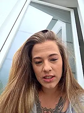 Luna Lynn online show from 05.06.26