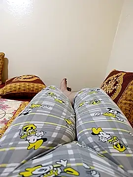 Snapshot of Charmota_sexi chatting on 09.10.25 Charmota sexi online show from 09.10.25