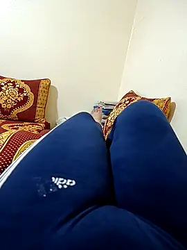 Snapshot of Charmota_sexi chatting on 10.02.25 Charmota sexi online show from 10.02.25