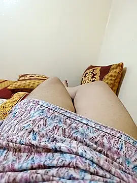 Snapshot of Charmota_sexi chatting on 10.11.25 Charmota sexi online show from 10.11.25