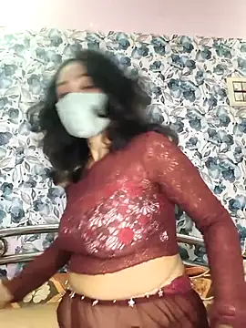 Snapshot of yours_sugar_babe chatting on 10.28.25 yours sugar babe online show from 10.28.25