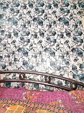 Snapshot of yours_sugar_babe chatting on 01.12.26 yours sugar babe online show from 01.12.26