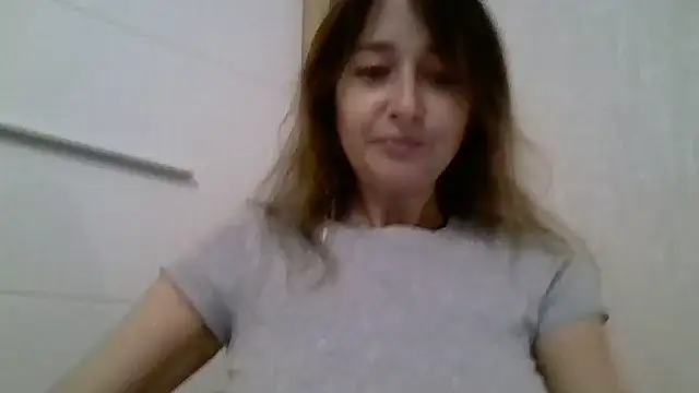 Avenique online show from 10.08.25