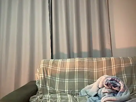 Snapshot of gaucha5 chatting on 09.12.25 gaucha5 online show from 09.12.25