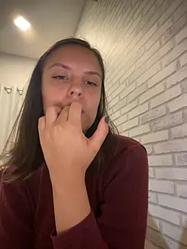 Snapshot of gaucha5 chatting on 10.20.25 gaucha5 online show from 10.20.25