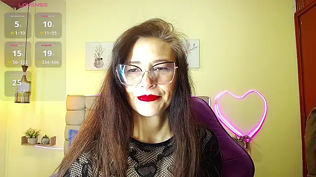  naomi s online show from 07.08.26