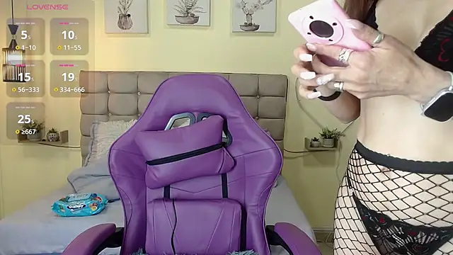  naomi s online show from 07.22.26