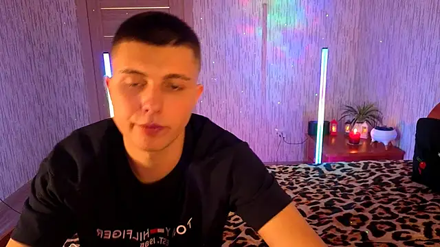 Denisx444 online show from 12.02.25