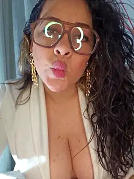 Nicoleefaith  online show from 11.28.25