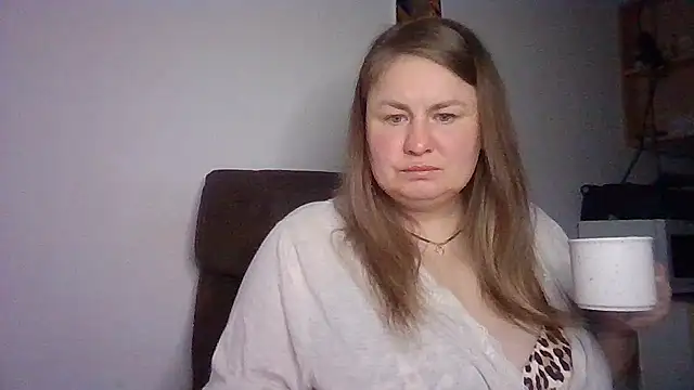 Snapshot of MartaXLove chatting on 10.06.25 MartaXLove online show from 10.06.25
