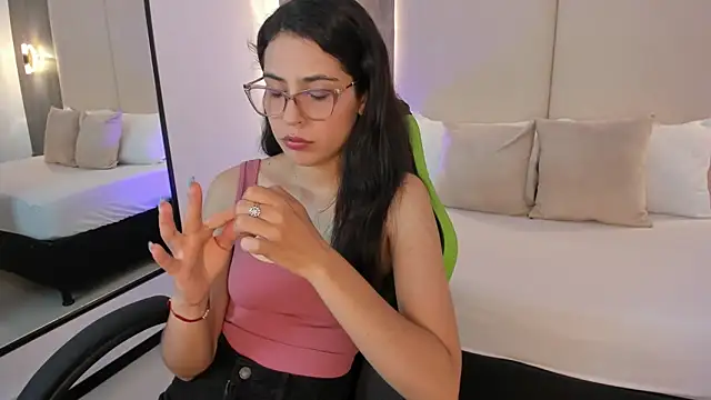 desireee  online show from 02.18.26