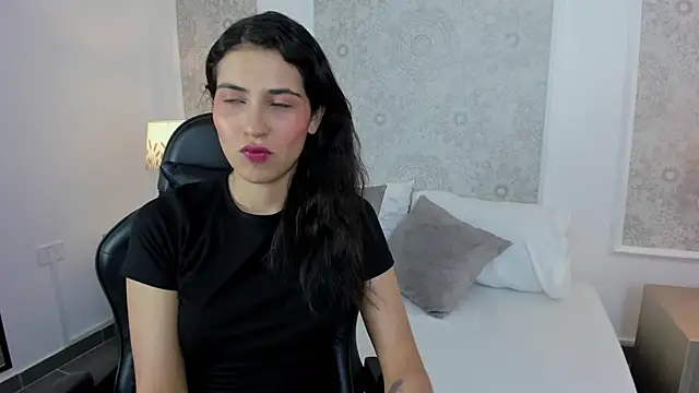 desireee  online show from 05.06.26