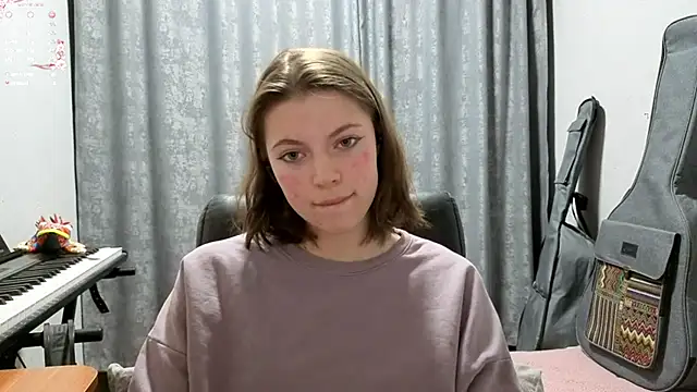 CutieAnny online show from 05.26.26