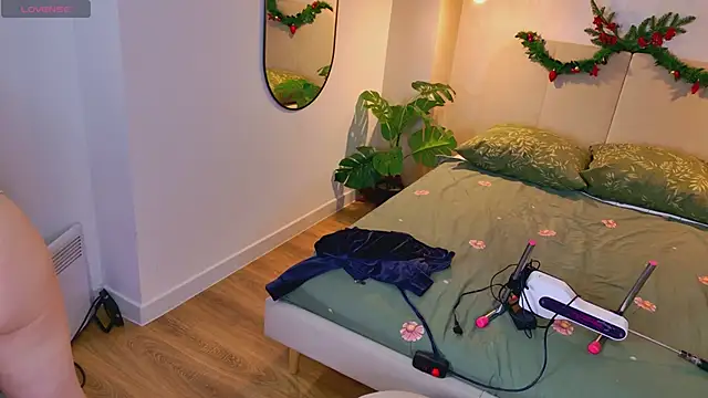 Snapshot of HoneyLace_ chatting on 01.10.26 HoneyLace online show from 01.10.26