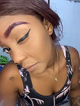 Snapshot of zaracollins01 chatting on 03.10.26 zaracollins01 online show from 03.10.26