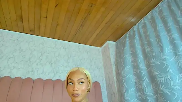 aylacallowey online show from 05.12.26