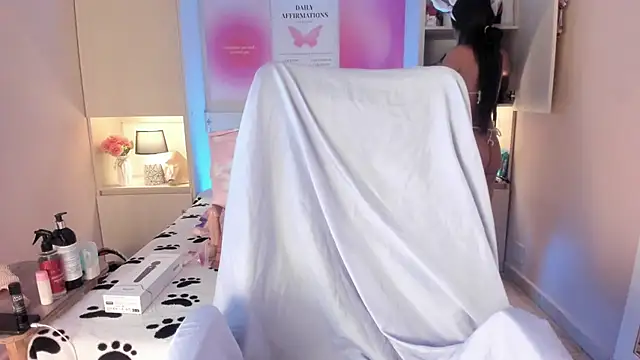 Snapshot of LexxaQueen chatting on 02.17.26 LexxaQueen online show from 02.17.26