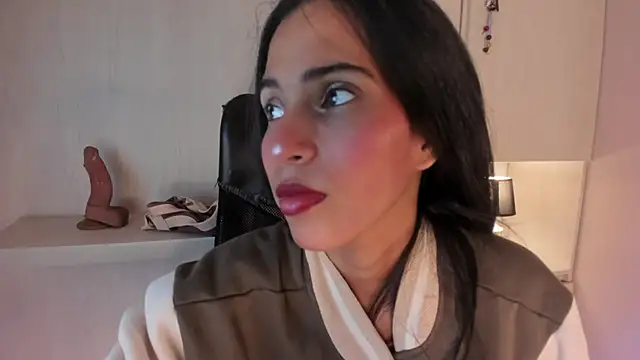 Snapshot of LexxaQueen chatting on 02.20.26 LexxaQueen online show from 02.20.26