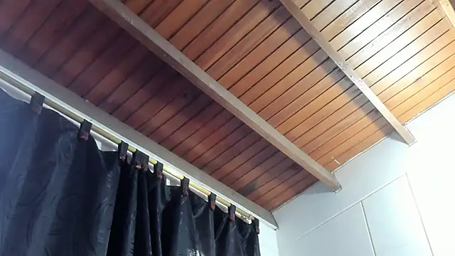 Alexa-Hunter online show from 09.25.25