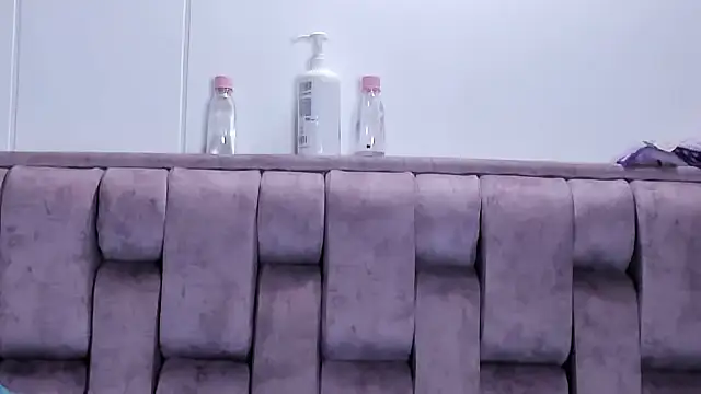 Alexa-Hunter online show from 09.26.25