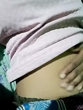 Snapshot of Pari_queen_44 chatting on 10.01.25 Pari queen 44 online show from 10.01.25