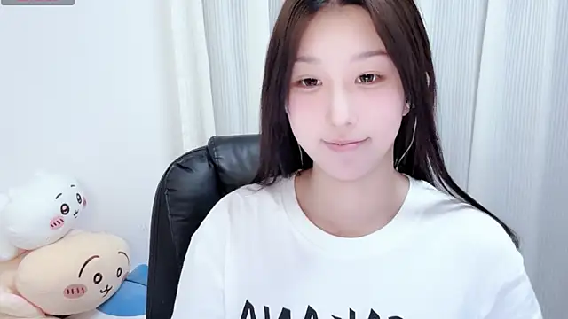 Winnie666- online show from 12.15.25