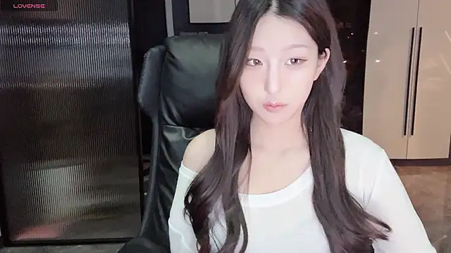 Snapshot of Winnie666- chatting on 02.06.26 Winnie666- online show from 02.06.26