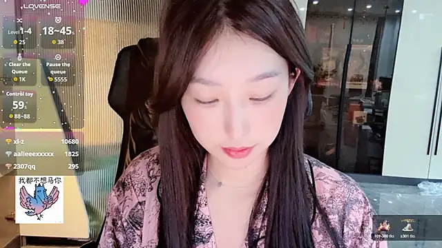 Snapshot of Winnie666- chatting on 03.19.26 Winnie666- online show from 03.19.26