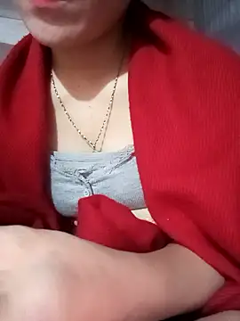 LucyyLy online show from 01.10.26