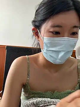 Snapshot of Lulu125216 chatting on 06.17.26 Lulu125216 online show from 06.17.26