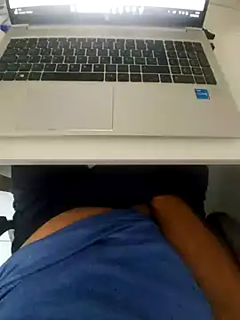 Snapshot of hpp66 chatting on 09.25.25 hpp66 online show from 09.25.25