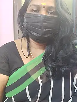 Snapshot of Tamil_Azhaghi25 chatting on 11.27.25 Tamil Azhaghi25 online show from 11.27.25