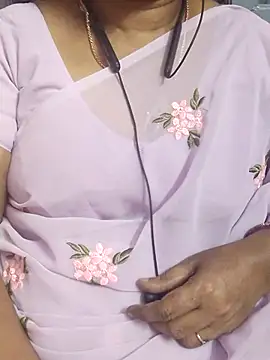 Snapshot of Tamil_Azhaghi25 chatting on 01.11.26 Tamil Azhaghi25 online show from 01.11.26