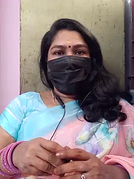 Snapshot of Tamil_Azhaghi25 chatting on 01.16.26 Tamil Azhaghi25 online show from 01.16.26