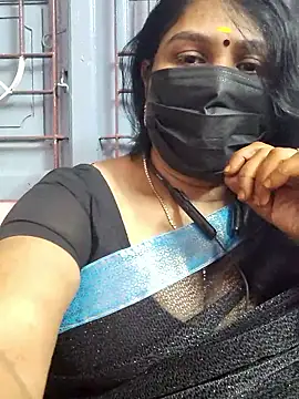 Snapshot of Tamil_Azhaghi25 chatting on 01.17.26 Tamil Azhaghi25 online show from 01.17.26