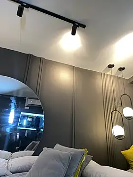 Tayler Kim online show from 02.13.26