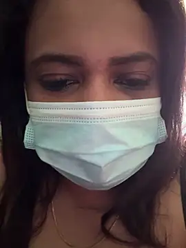 Snapshot of tamil_Nila_ chatting on 09.18.25 tamil Nila  online show from 09.18.25