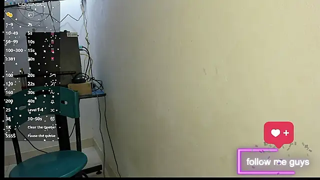 Snapshot of lunna_noir chatting on 01.14.26 lunna noir online show from 01.14.26