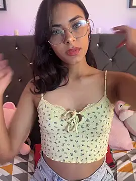 Im Lyan online show from 10.05.25