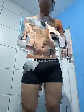 Snapshot of condenovin chatting on 09.16.25 condenovin online show from 09.16.25