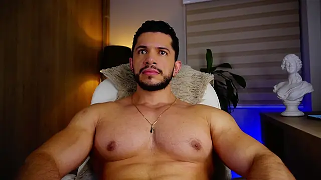 Erick Thompsonx online show from 10.08.25