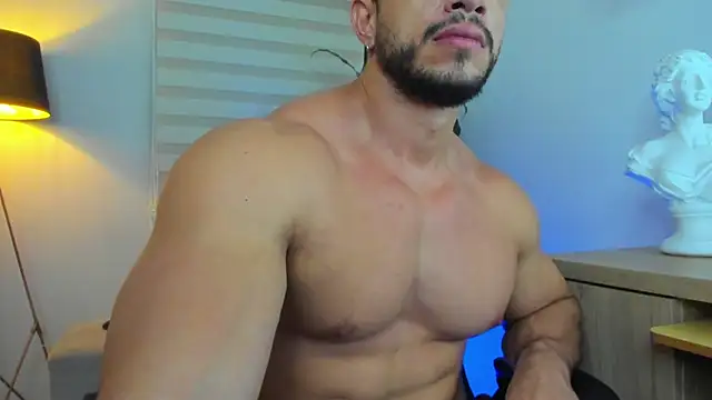 Erick Thompsonx online show from 06.05.26