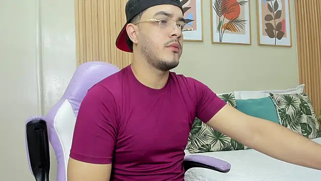 Snapshot of Andrew_Lewiss chatting on 01.17.26 Andrew Lewiss online show from 01.17.26